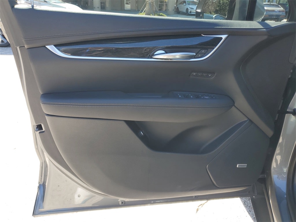 Thumbnail: 2021 Cadillac XT5 - 22