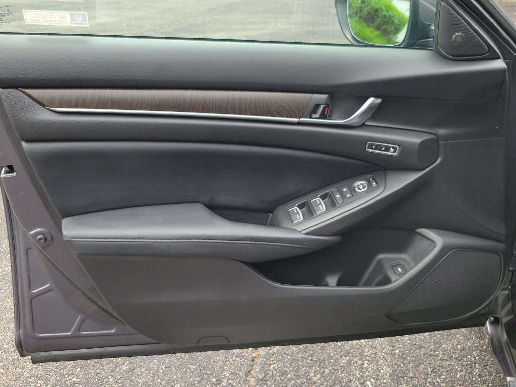 Thumbnail: 2018 Honda Accord - 30