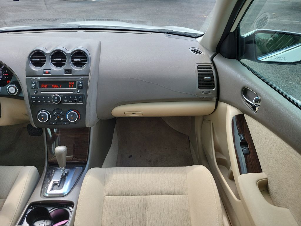 Thumbnail: 2012 Nissan Altima - 6