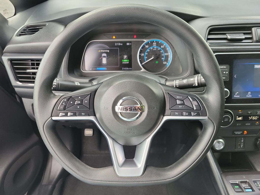 Thumbnail: 2022 Nissan Leaf - 12