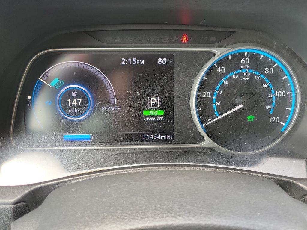 Thumbnail: 2022 Nissan Leaf - 15