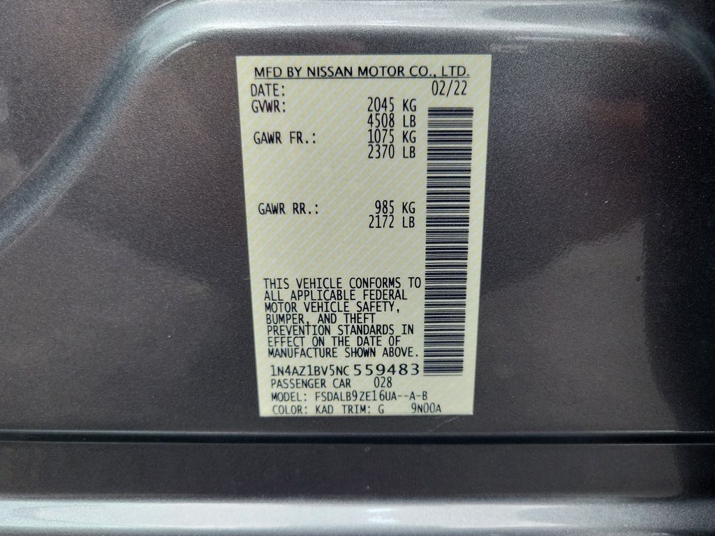 Thumbnail: 2022 Nissan Leaf - 17