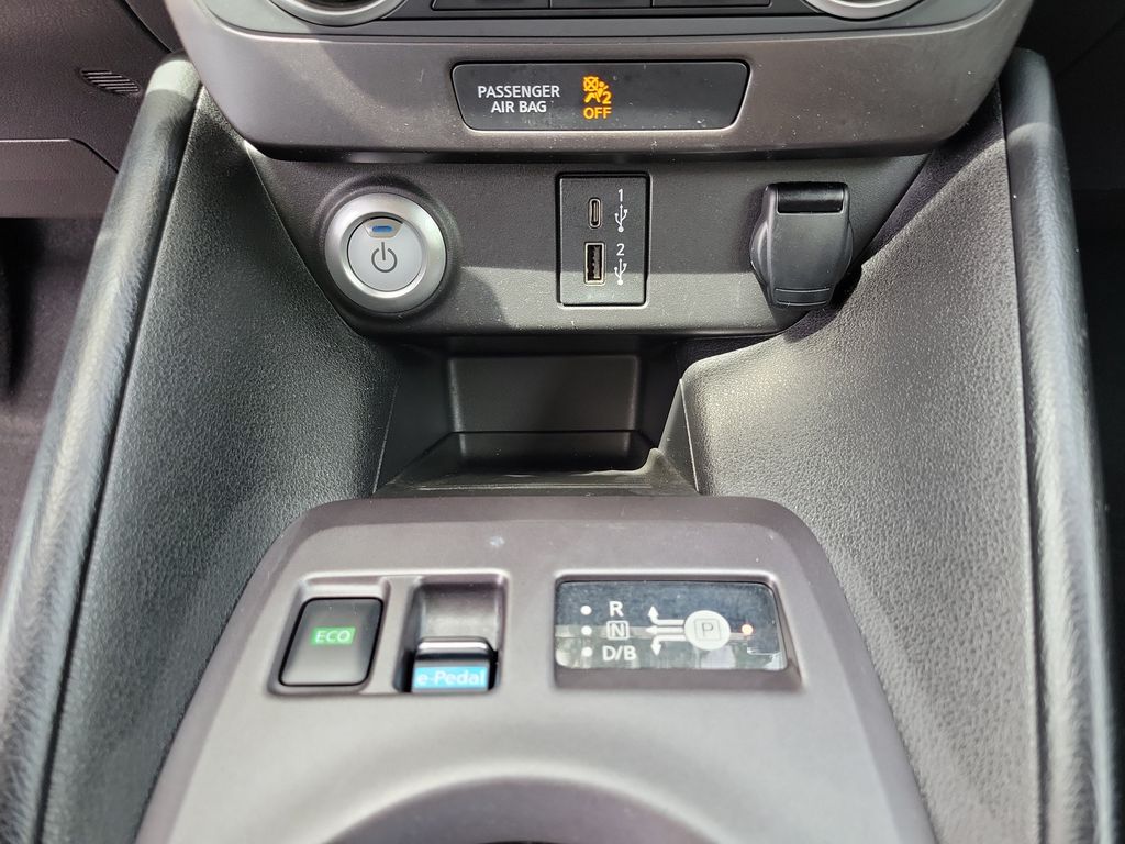 Thumbnail: 2022 Nissan Leaf - 20