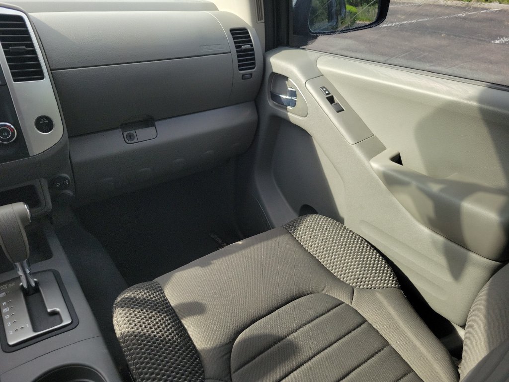 Thumbnail: 2019 Nissan Frontier - 28