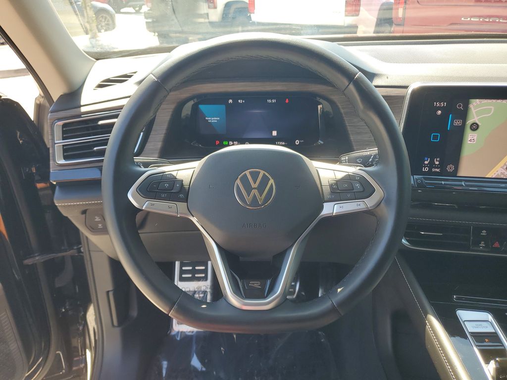 Thumbnail: 2024 Volkswagen Atlas - 10