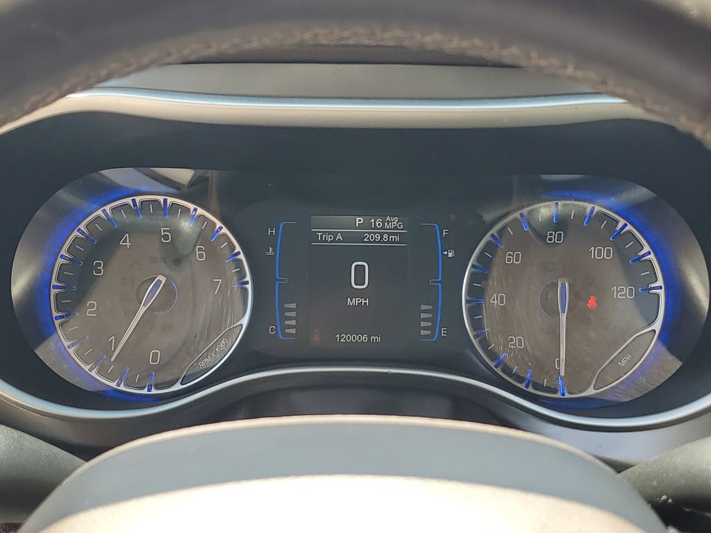 Thumbnail: 2017 Chrysler Pacifica - 12