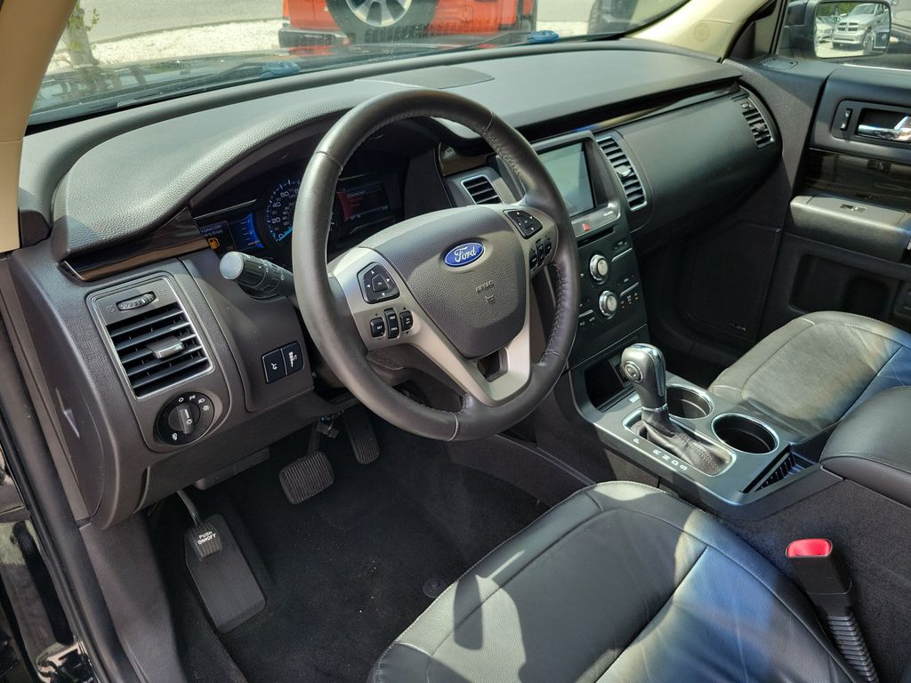 Thumbnail: 2016 Ford Flex - 10