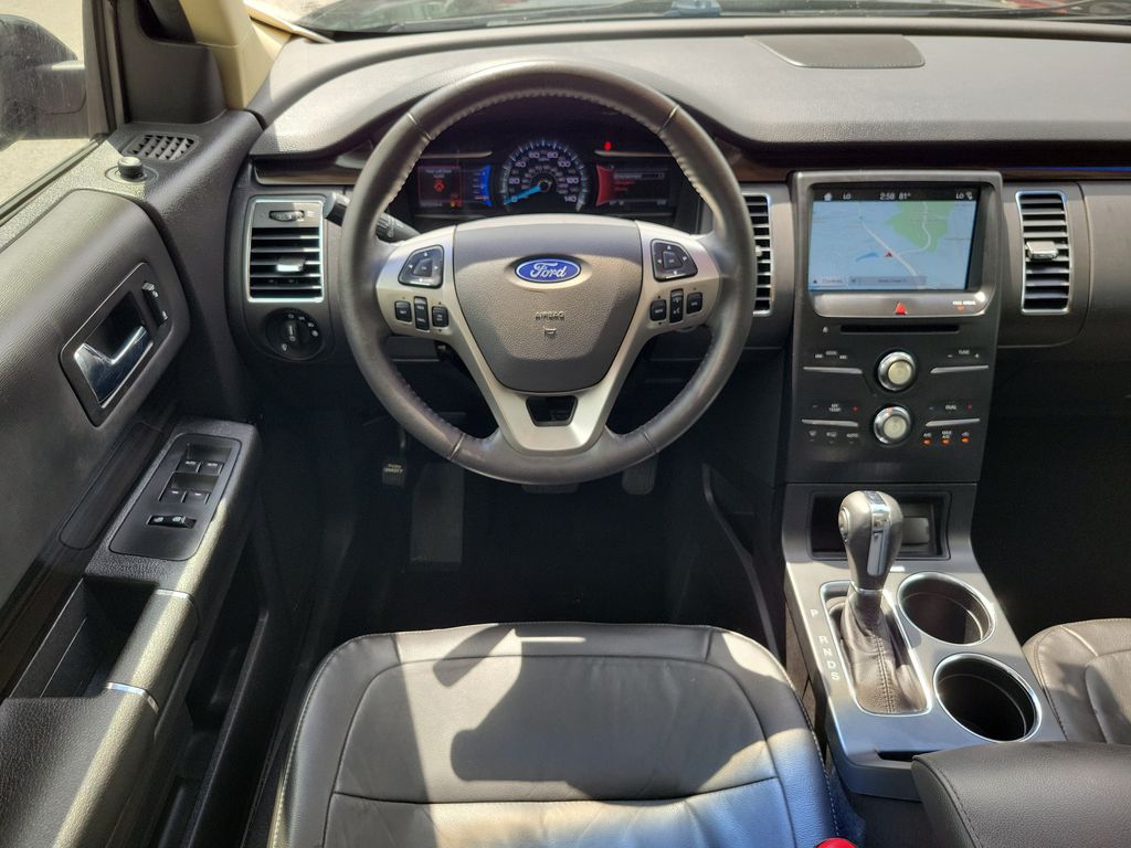 Thumbnail: 2016 Ford Flex - 9