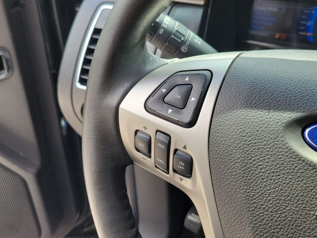 Thumbnail: 2016 Ford Flex - 26
