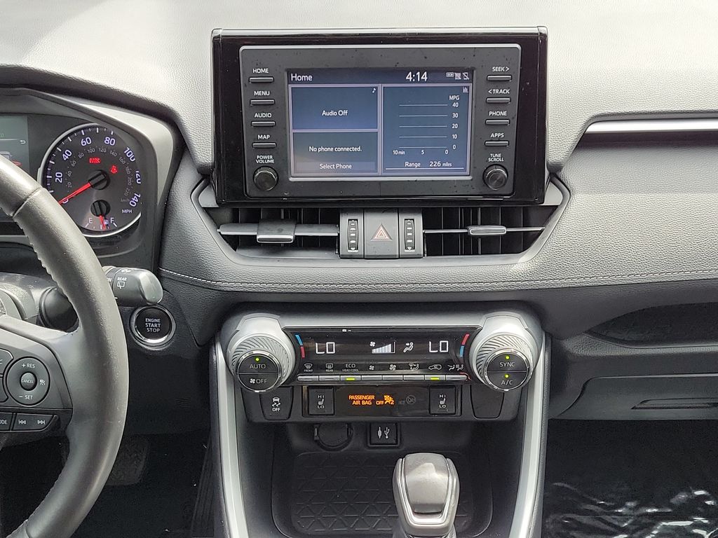 Thumbnail: 2019 Toyota RAV4 - 11