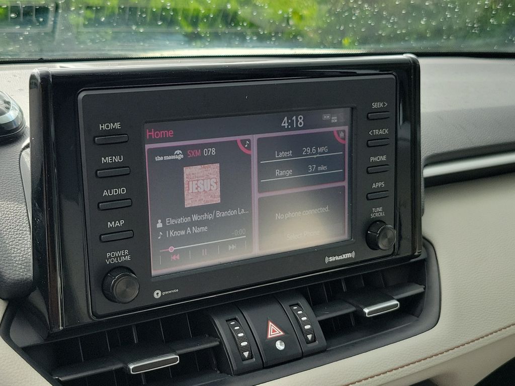 Thumbnail: 2021 Toyota RAV4 - 28