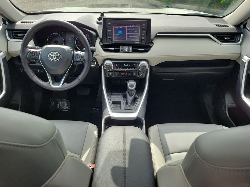 Thumbnail: 2021 Toyota RAV4 - 2