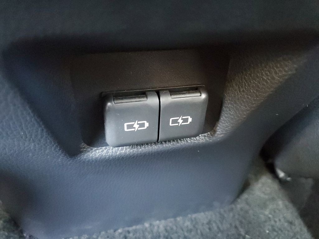 Thumbnail: 2024 Toyota RAV4 - 20