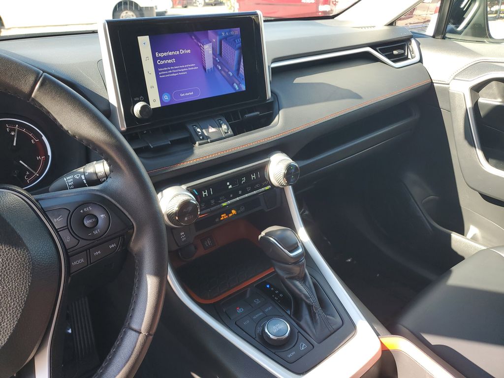 Thumbnail: 2024 Toyota RAV4 - 31