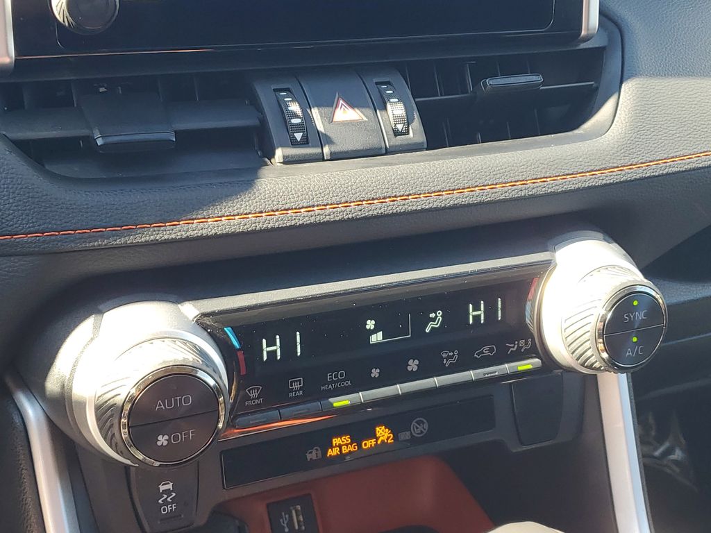 Thumbnail: 2024 Toyota RAV4 - 29