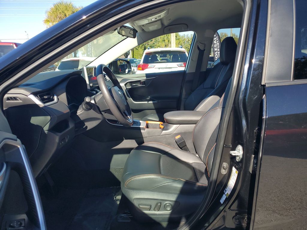 Thumbnail: 2024 Toyota RAV4 - 7