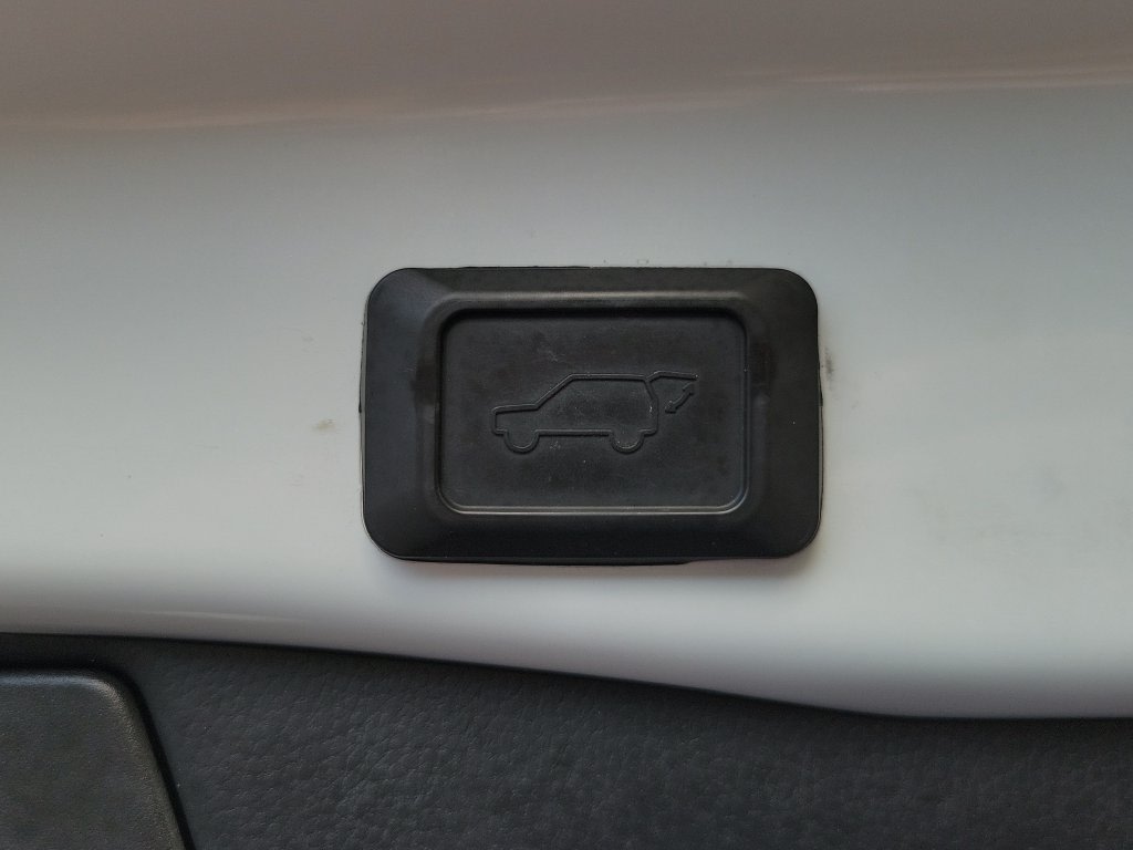 Thumbnail: 2019 Toyota RAV4 - 20