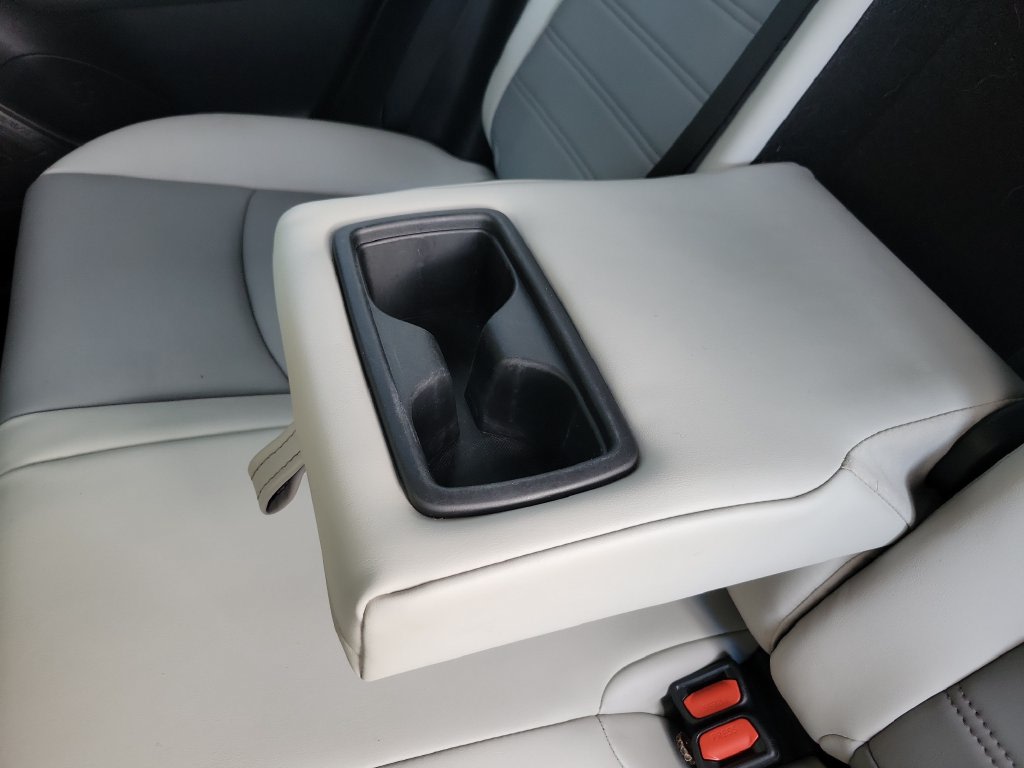Thumbnail: 2019 Toyota RAV4 - 27