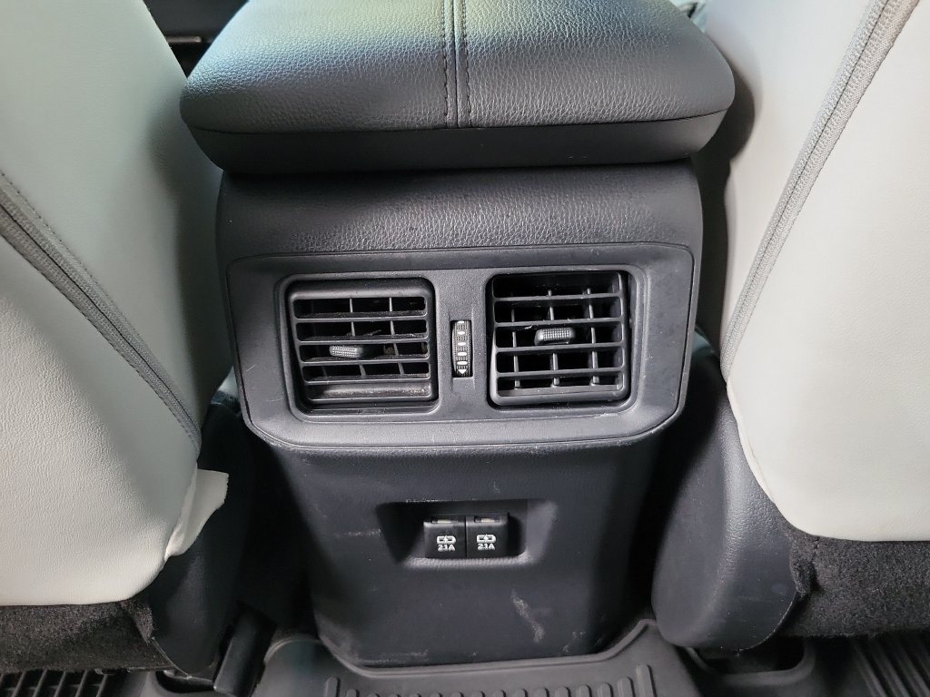Thumbnail: 2019 Toyota RAV4 - 28
