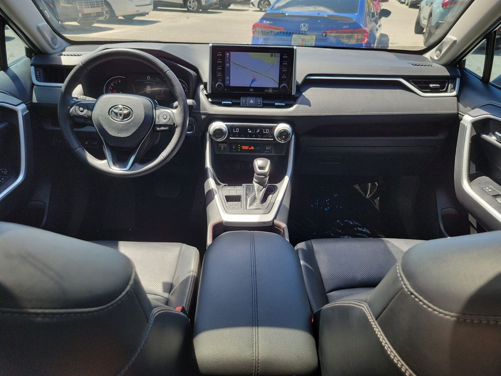 Thumbnail: 2021 Toyota RAV4 - 2