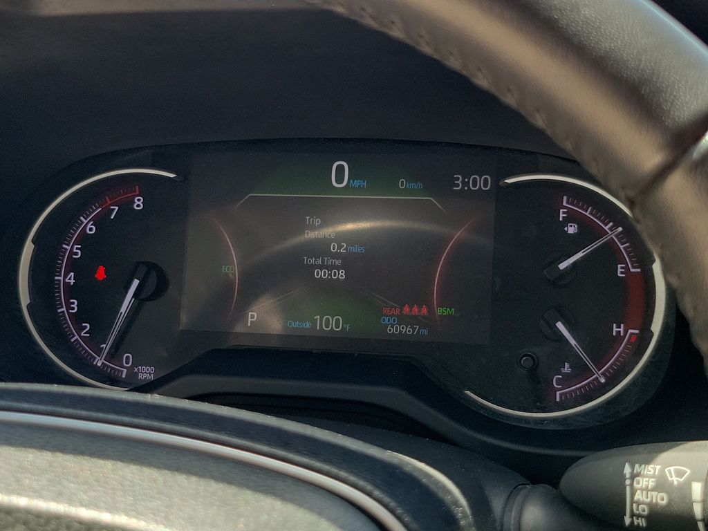 Thumbnail: 2021 Toyota RAV4 - 12