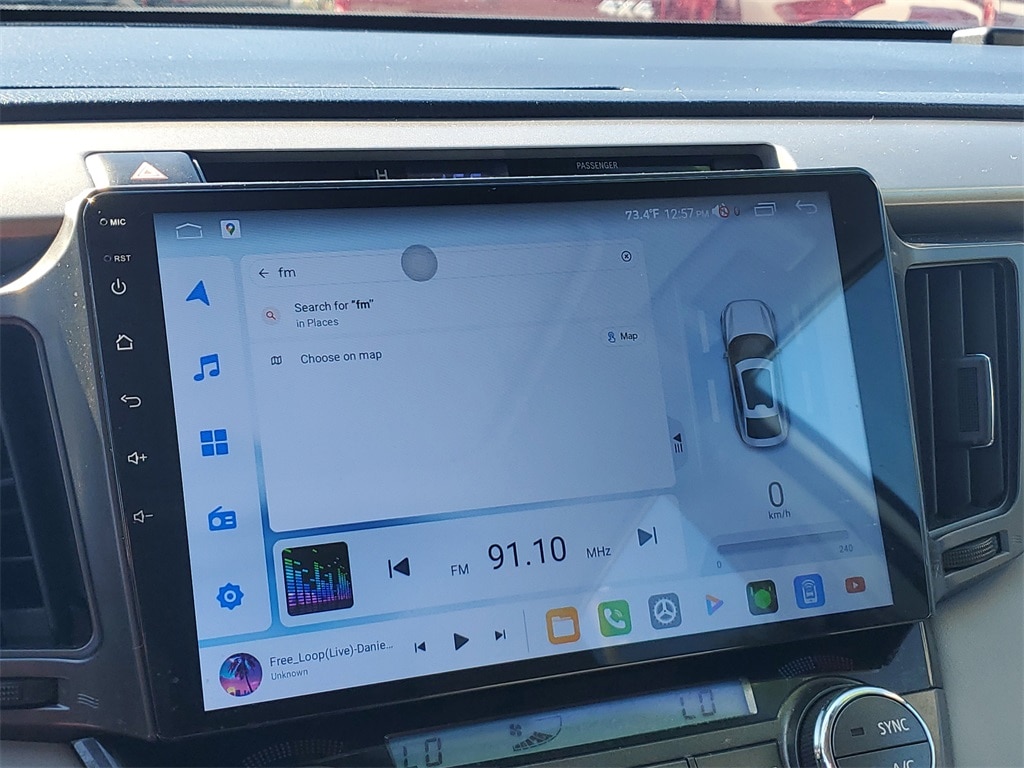 Thumbnail: 2015 Toyota RAV4 - 27