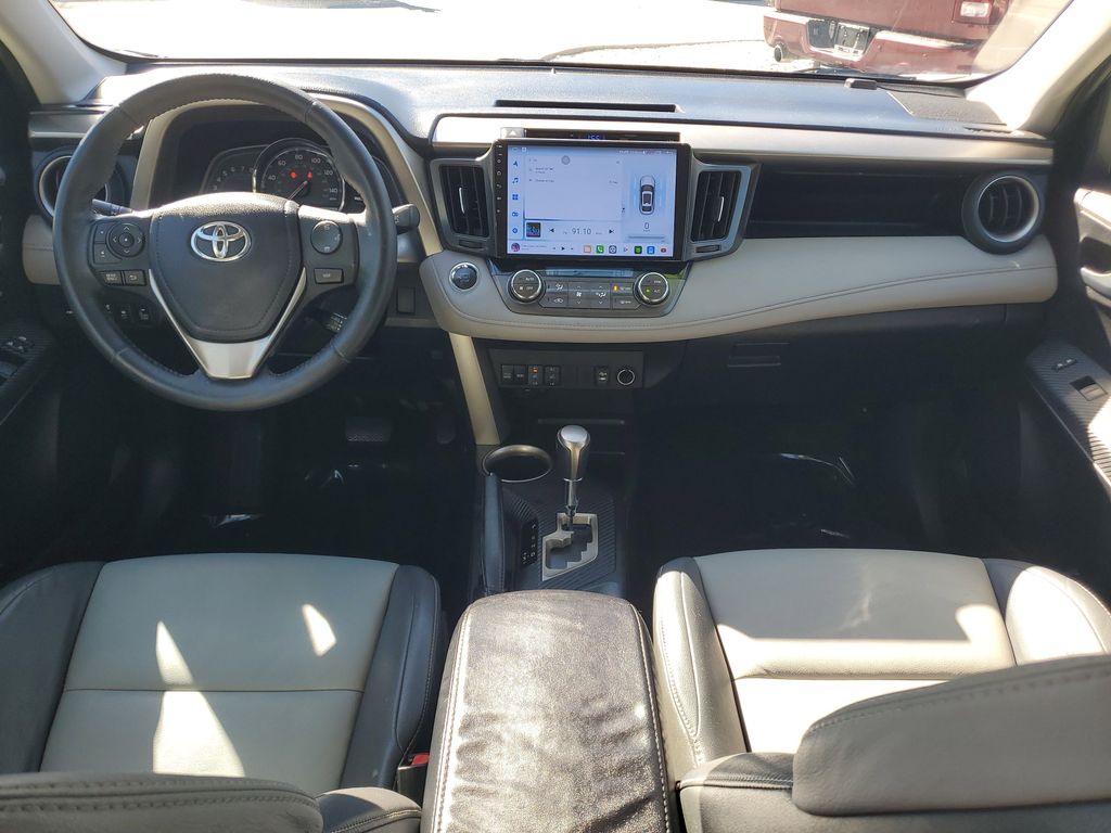 Thumbnail: 2015 Toyota RAV4 - 2