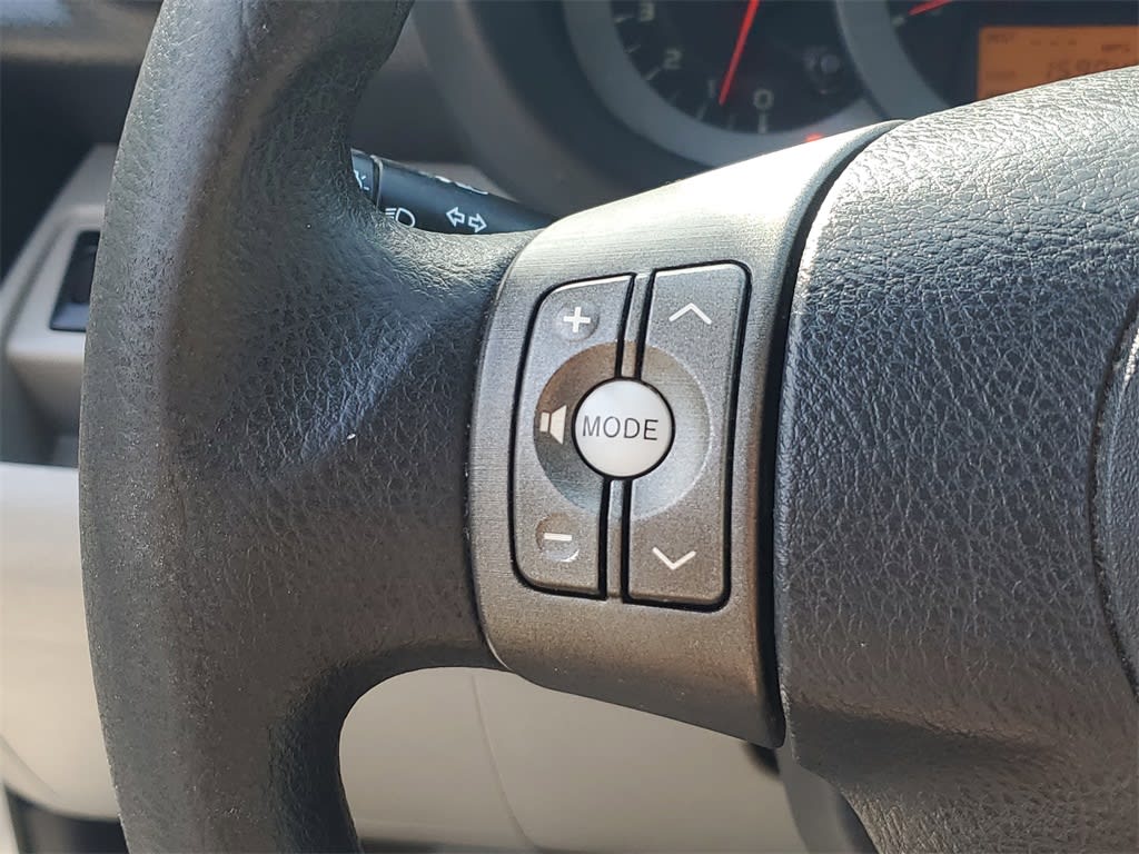 Thumbnail: 2012 Toyota RAV4 - 27