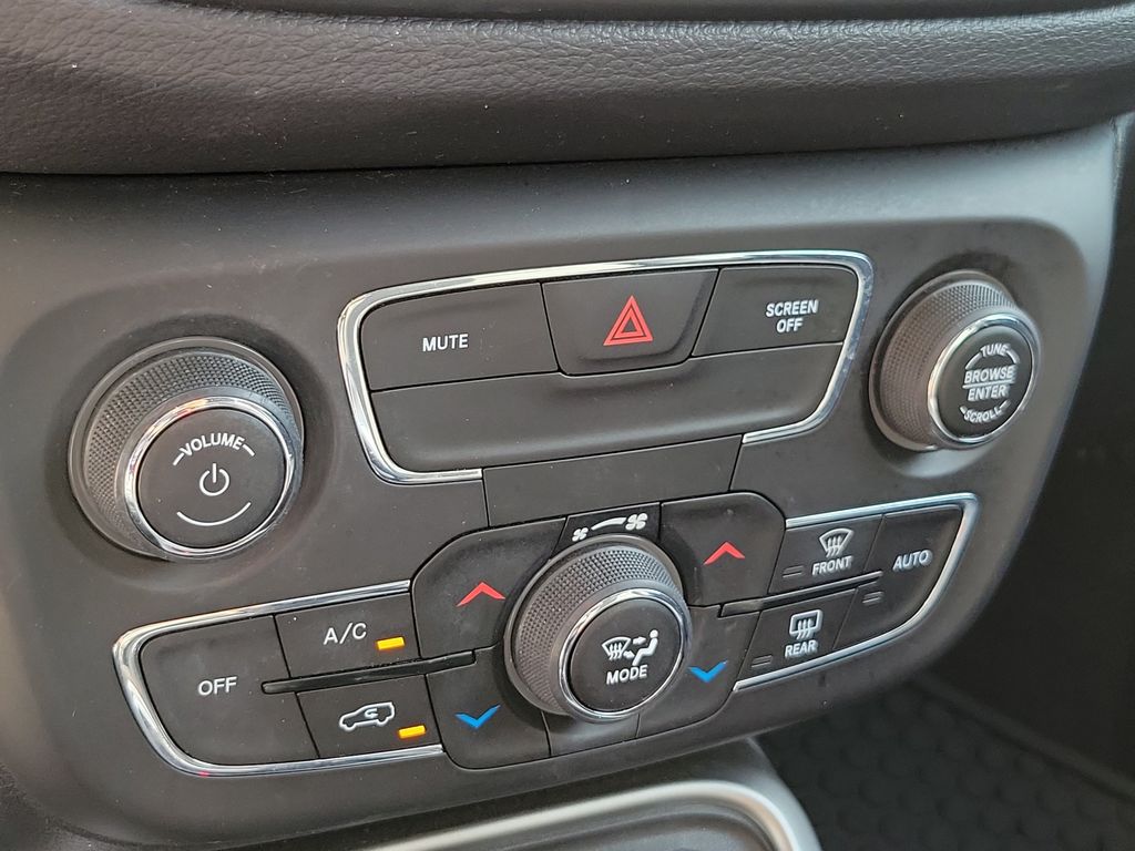 Thumbnail: 2019 Jeep Compass - 30