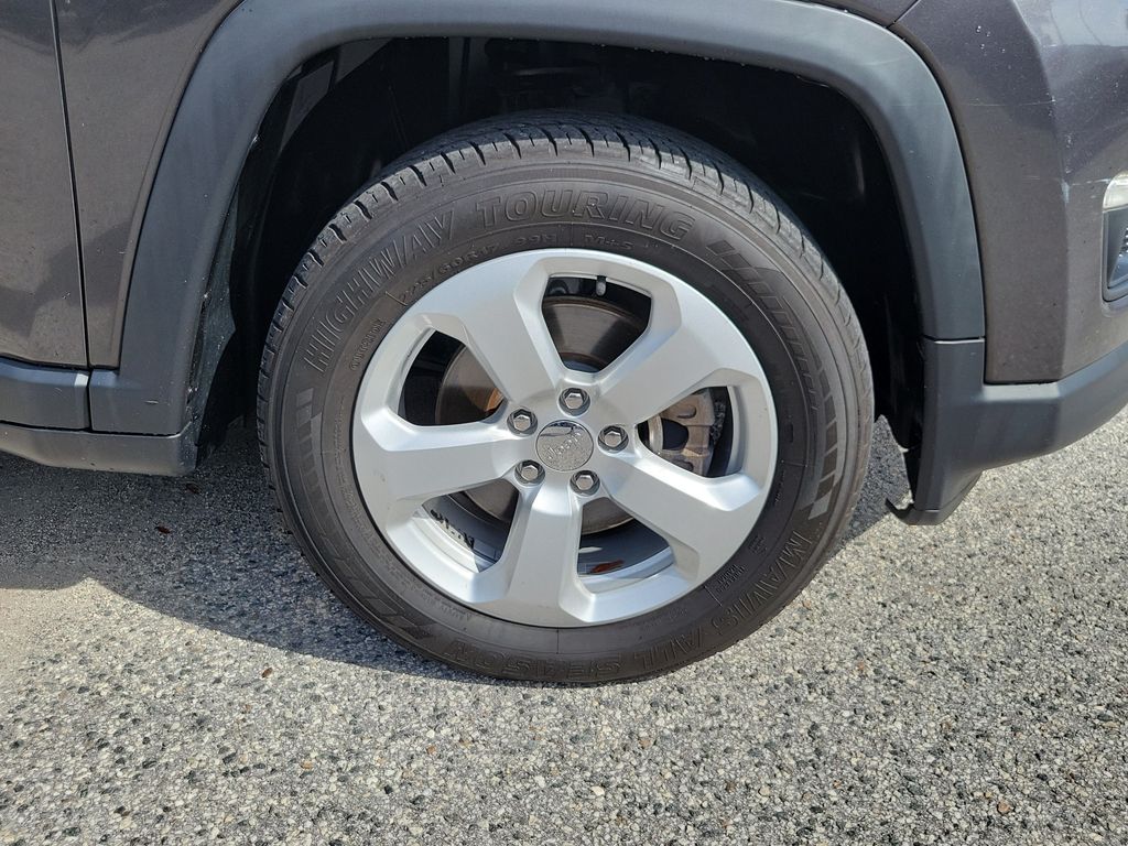 Thumbnail: 2019 Jeep Compass - 5