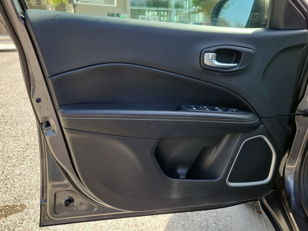 Thumbnail: 2019 Jeep Compass - 22