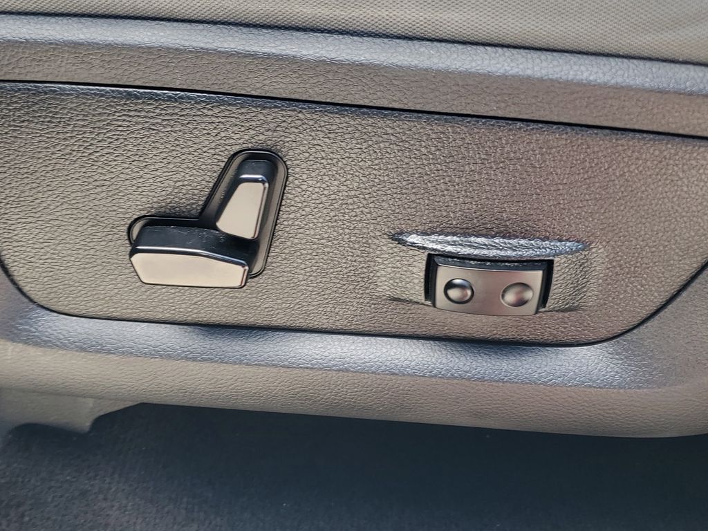 Thumbnail: 2016 RAM 1500 - 24