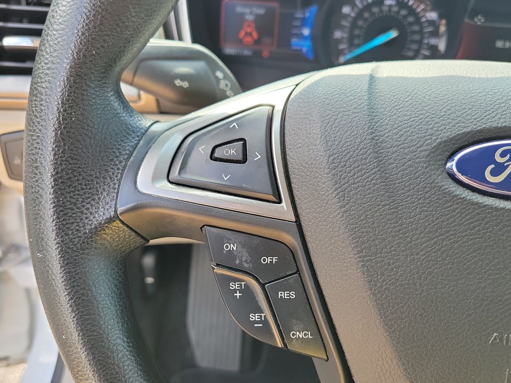 Thumbnail: 2017 Ford Fusion - 25