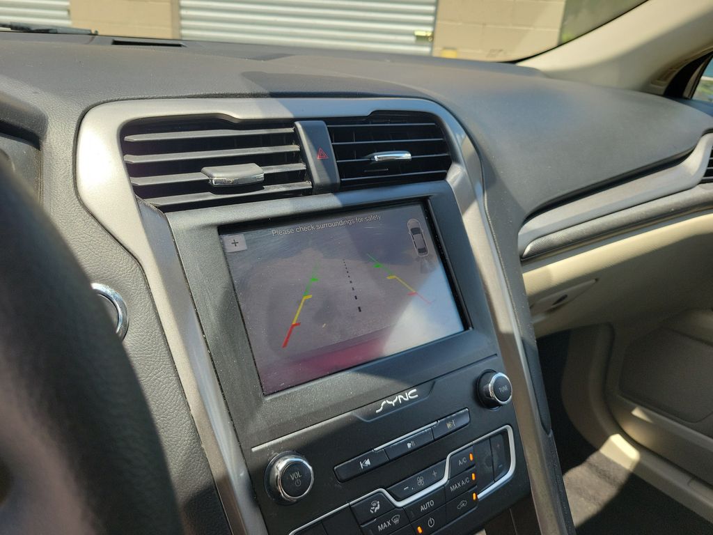 Thumbnail: 2019 Ford Fusion - 12