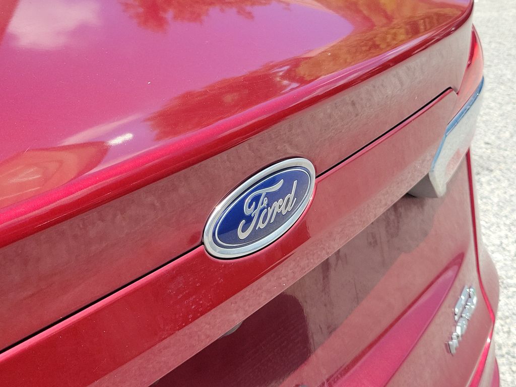 Thumbnail: 2019 Ford Fusion - 4