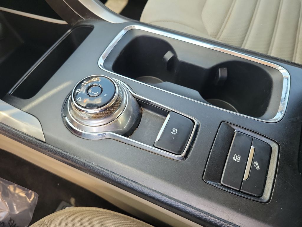 Thumbnail: 2019 Ford Fusion - 13