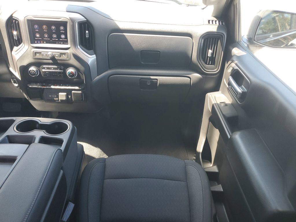 Thumbnail: 2022 Chevrolet Silverado 1500 - 6