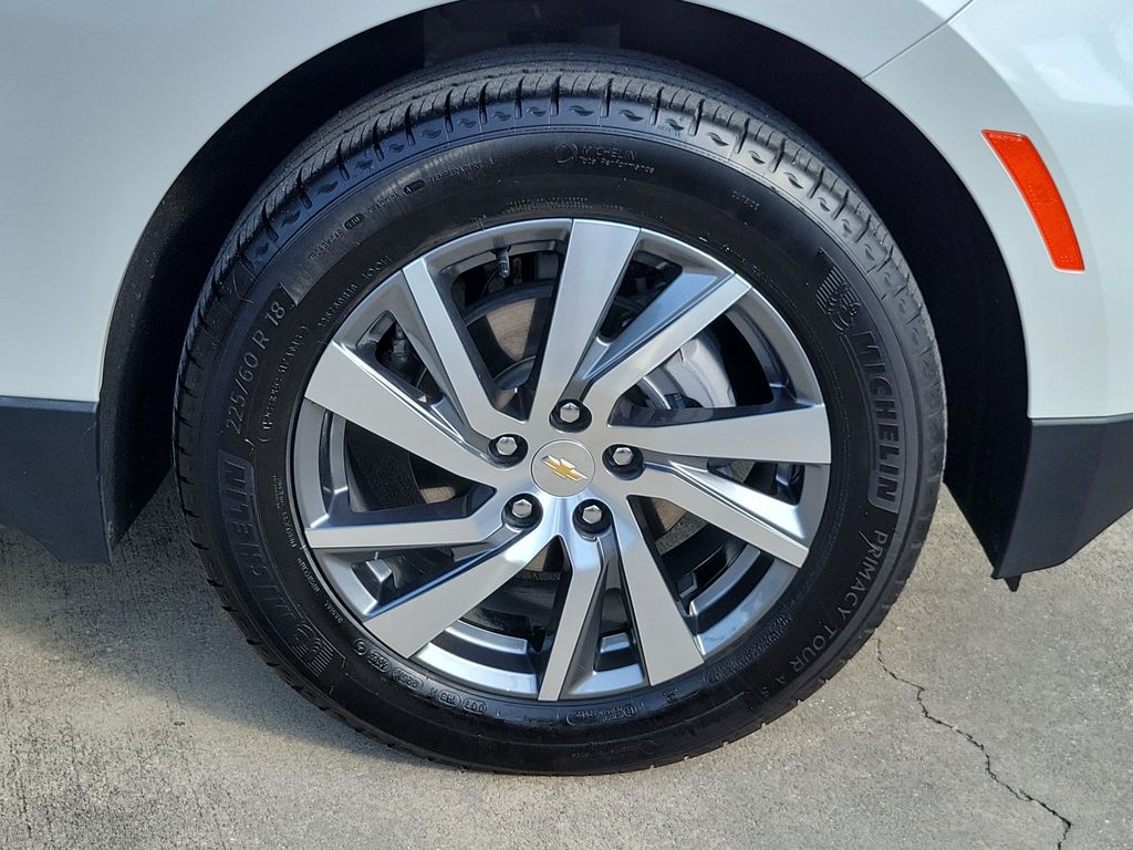 Thumbnail: 2024 Chevrolet Equinox - 5