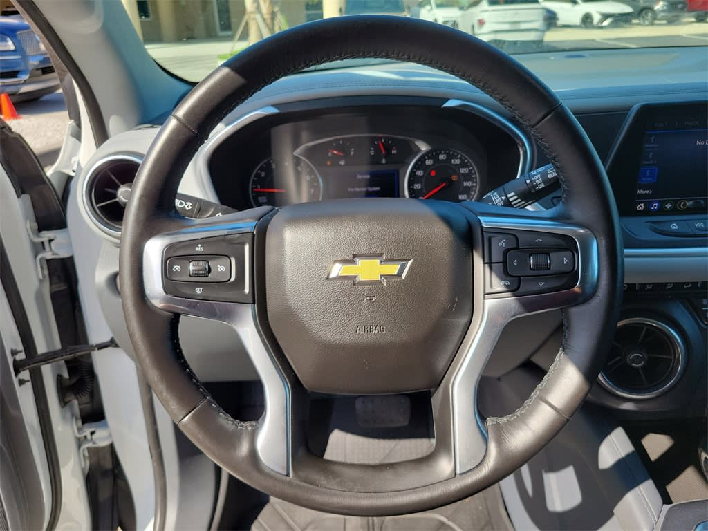 Thumbnail: 2020 Chevrolet Blazer - 26