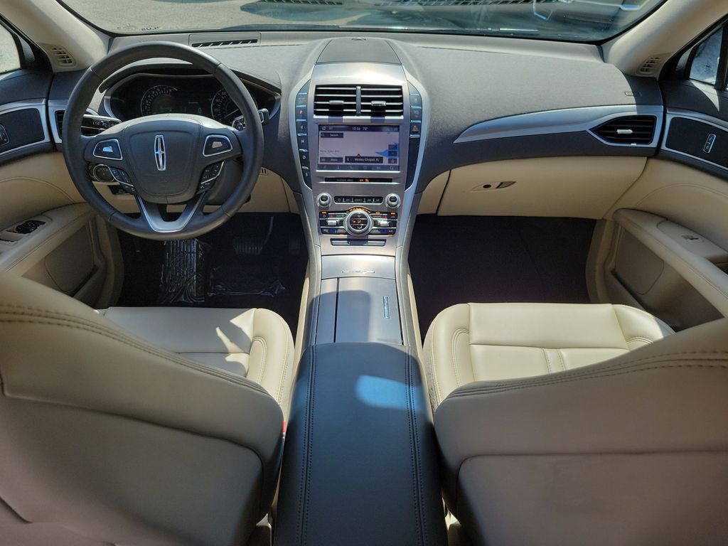 Thumbnail: 2020 Lincoln MKZ - 2