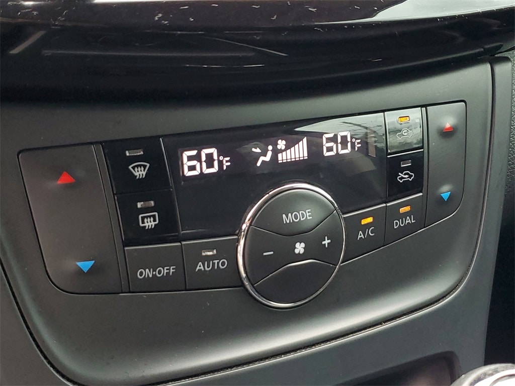 Thumbnail: 2019 Nissan Sentra - 29