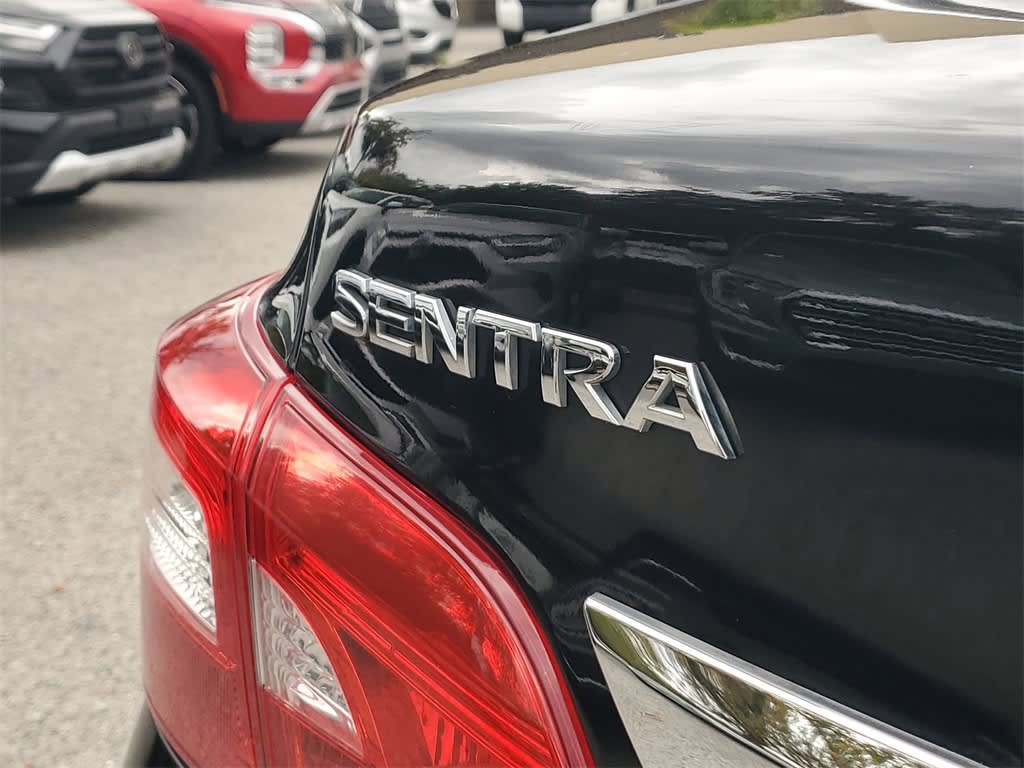 Thumbnail: 2019 Nissan Sentra - 17