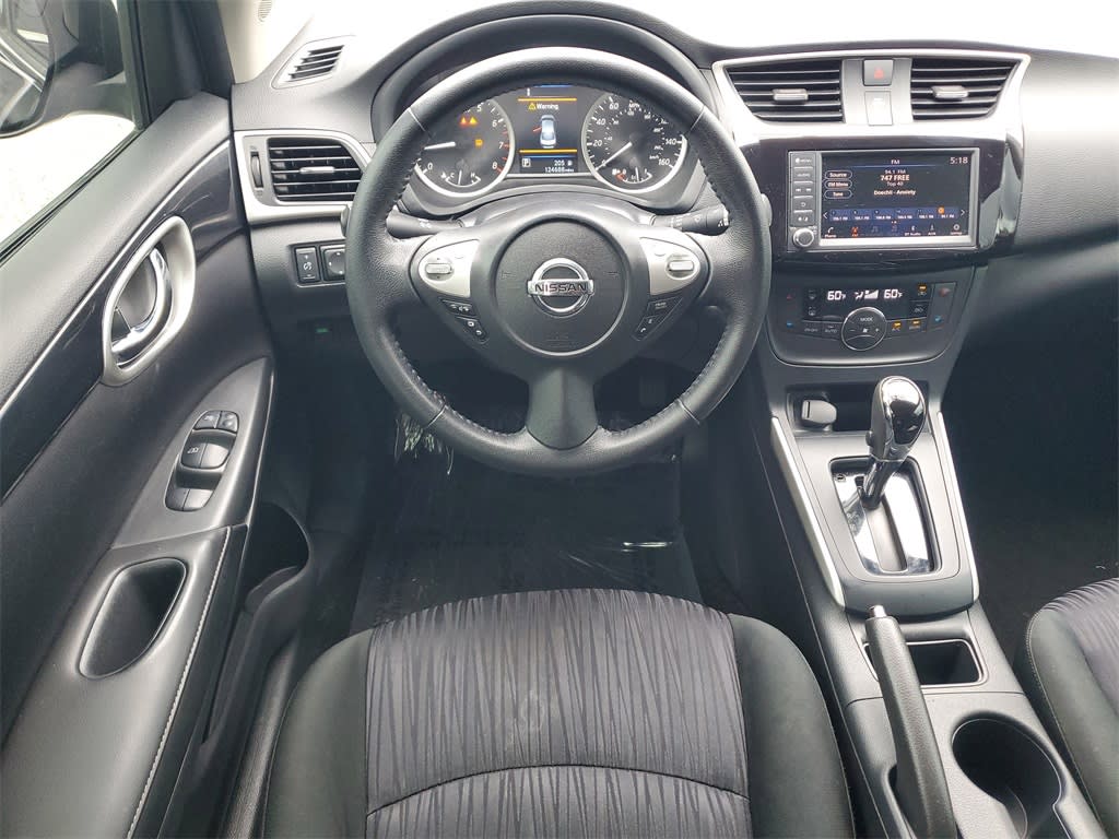 Thumbnail: 2019 Nissan Sentra - 9