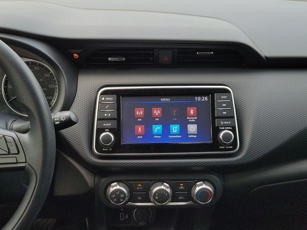 Thumbnail: 2024 Nissan Kicks - 12