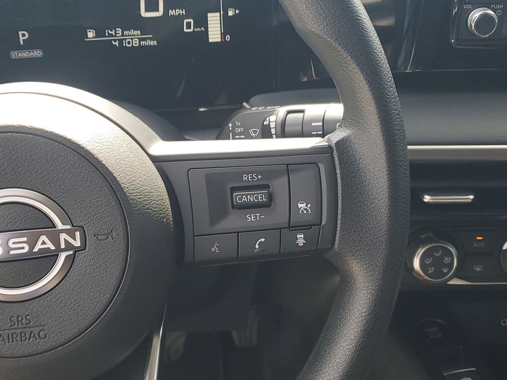 Thumbnail: 2025 Nissan Kicks - 26