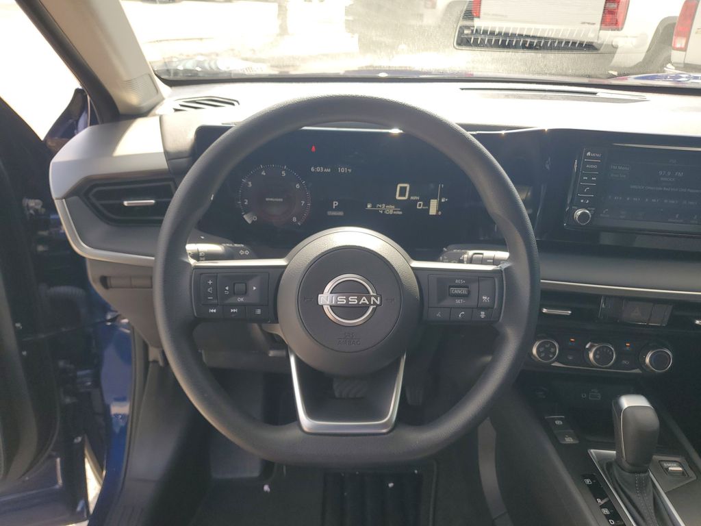 Thumbnail: 2025 Nissan Kicks - 11