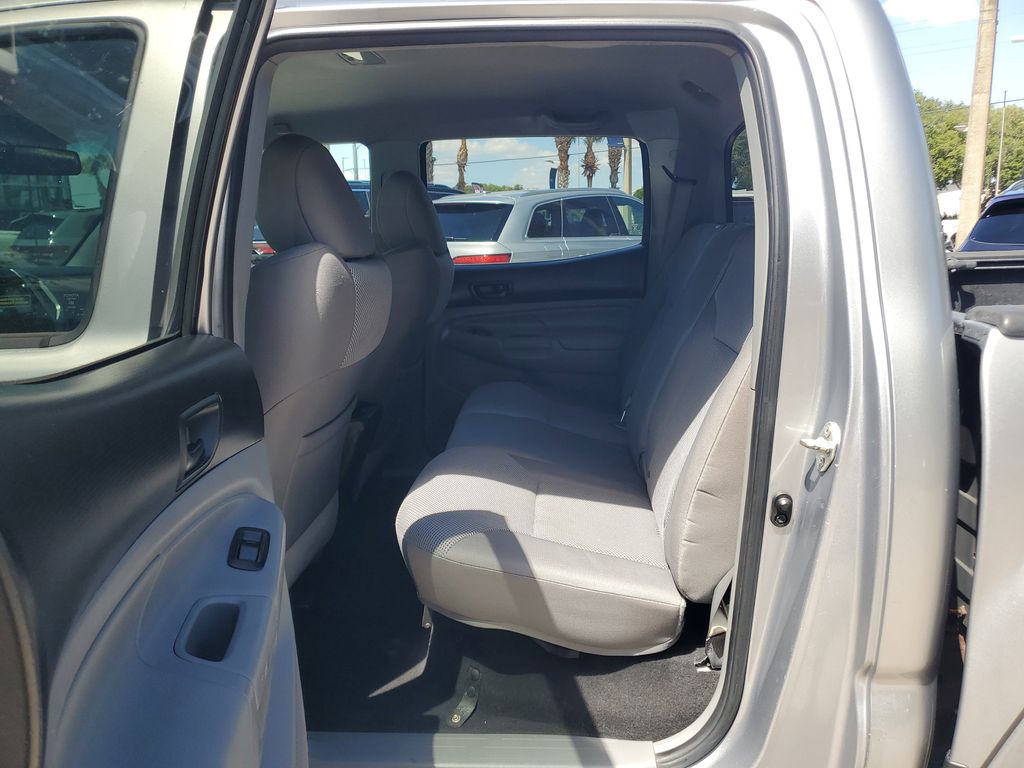 Thumbnail: 2014 Toyota Tacoma - 9
