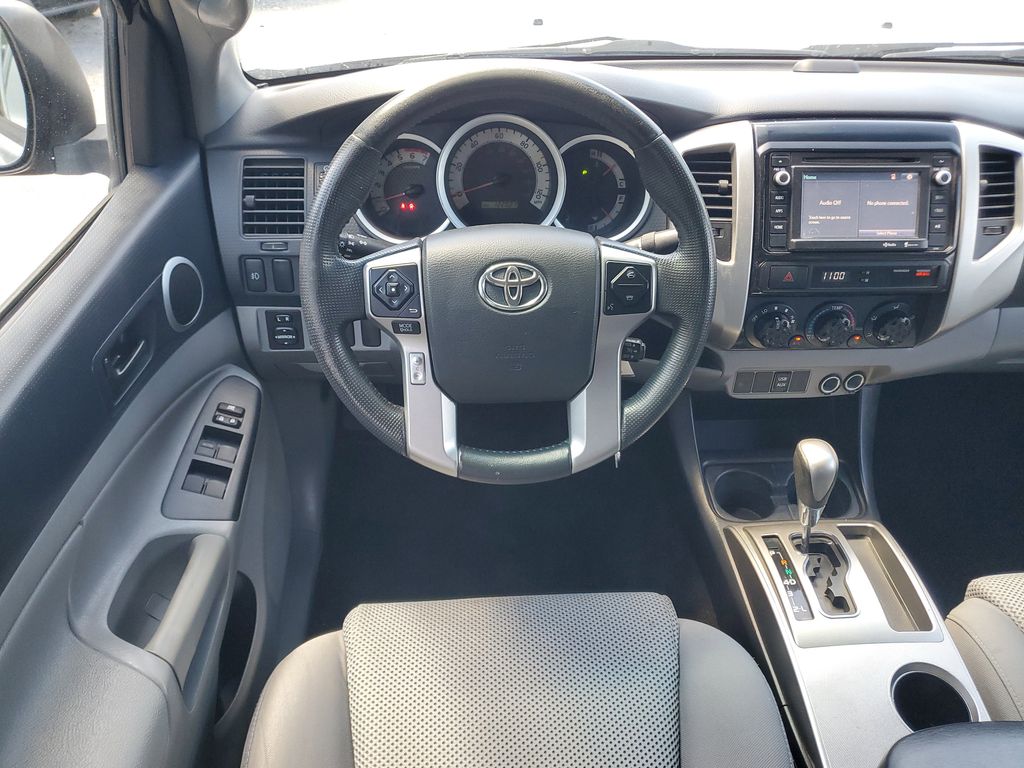 Thumbnail: 2014 Toyota Tacoma - 10