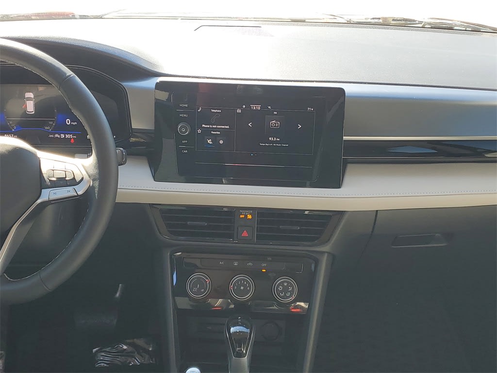 Thumbnail: 2025 Volkswagen Taos - 12