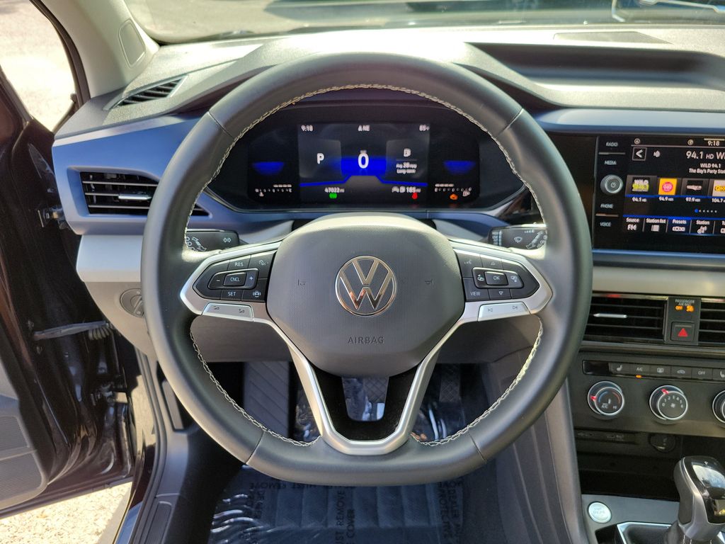 Thumbnail: 2022 Volkswagen Taos - 24